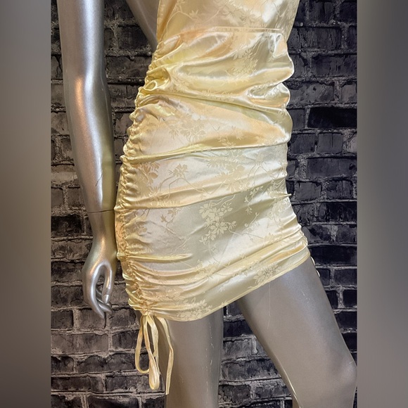 Yellow Satin Brocade Mini Bodycon Summer Dress - Picture 6 of 16